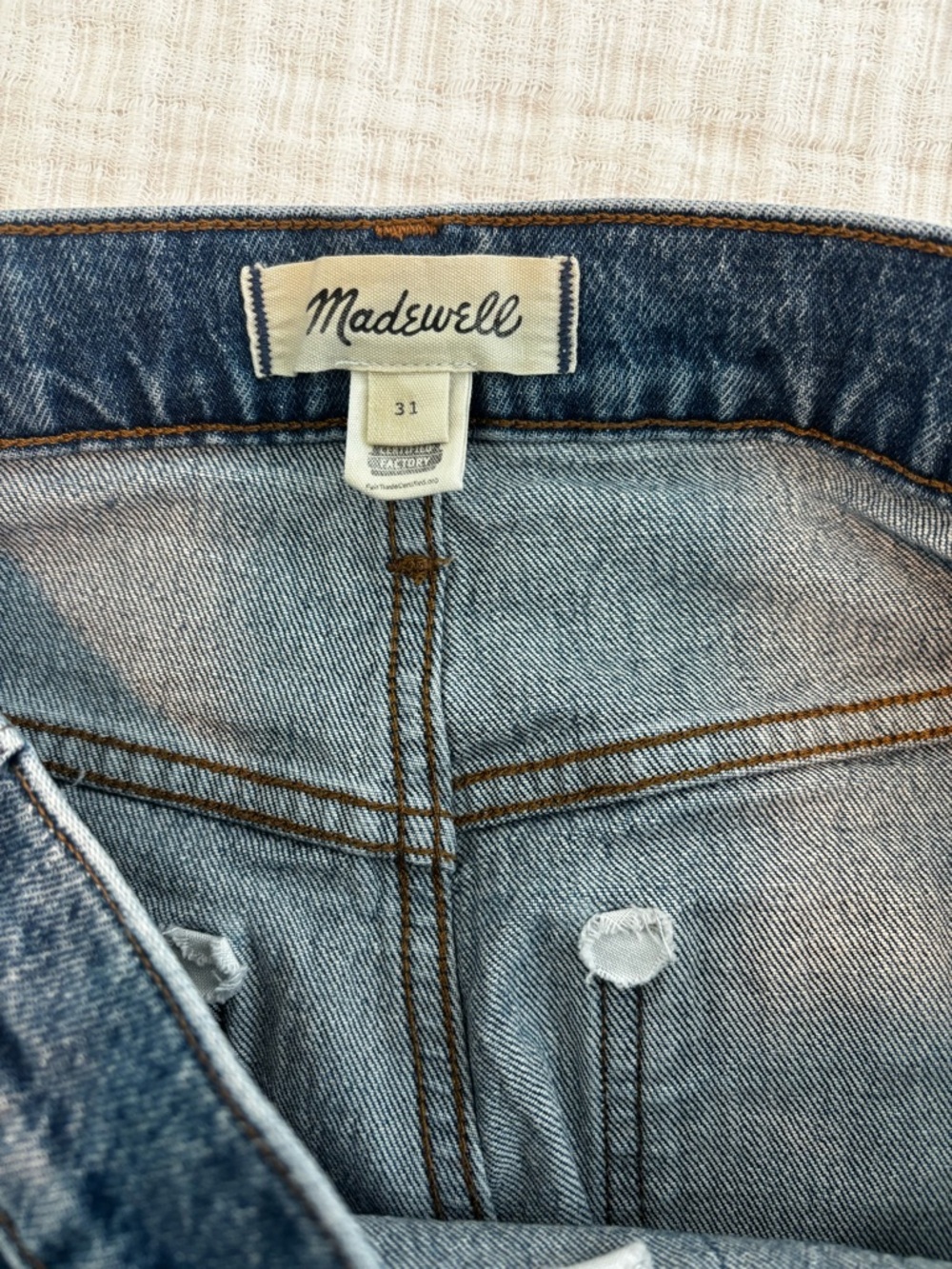 Madewell Emmet High-Rise A-Line Denim Shorts Patch Pocket Edition Midvale Wash - Picture 2 of 6